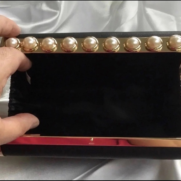 Gold Metal Frame Black Leatherette Fashion Clutch Bag - Picture 9 of 11